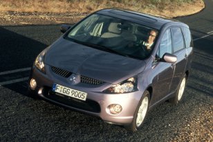 Mitsubishi Grandis 2004 - 2011