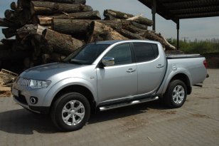 Mitsubishi L200 2012