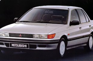 Mitsubishi Lancer 