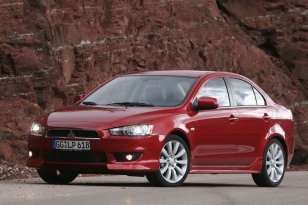 Mitsubishi Lancer 