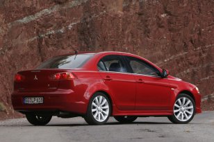 Mitsubishi Lancer 2007 - 2011