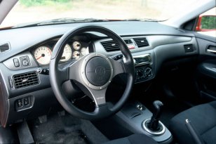 Mitsubishi Lancer 2003 - 2005