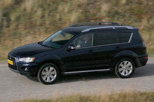 Mitsubishi Outlander 2010 - 2013