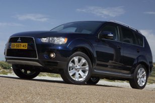 Mitsubishi Outlander 2010 - 2013