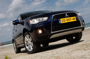 Mitsubishi Outlander 2010 - 2013