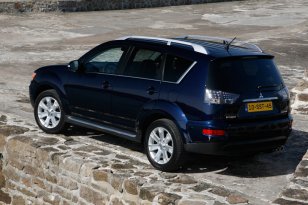 Mitsubishi Outlander 2010 - 2013