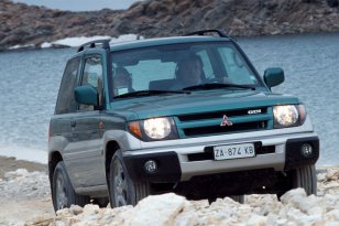 Mitsubishi Pajero Pinin 2000 - 2004