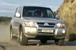 Mitsubishi Pajero 2003 - 2006