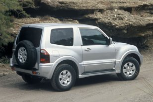 Mitsubishi Pajero 2003 - 2006