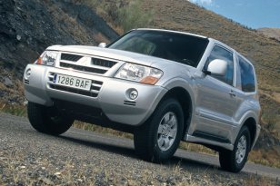 Mitsubishi Pajero 2003 - 2006