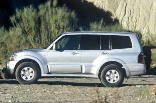 Mitsubishi Pajero 2003 - 2006