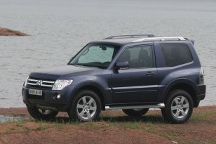 Mitsubishi Pajero 2006