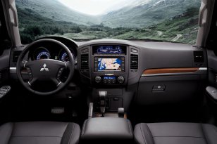 Mitsubishi Pajero 2006