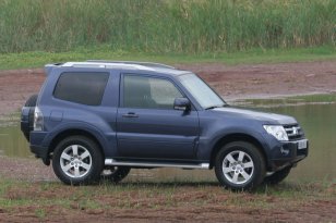 Mitsubishi Pajero 2006