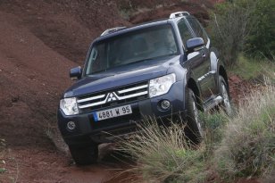 Mitsubishi Pajero 2006