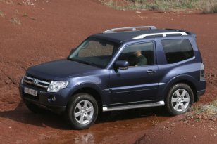 Mitsubishi Pajero 2006