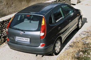 Nissan Almera Tino 2003 - 2006