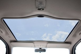 Nissan Cube 2010 - 2011