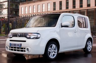 Nissan Cube 2010 - 2011