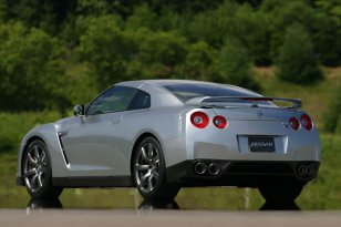 Nissan GT-R 2009