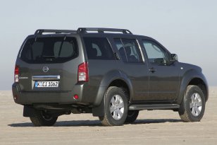 Nissan Pathfinder 2005 - 2010