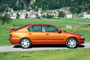 Nissan Primera 1996 - 1999