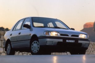 Nissan Sunny 