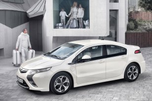 Opel Ampera 2011