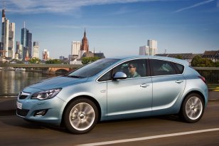 Opel Astra 2009 - 2012