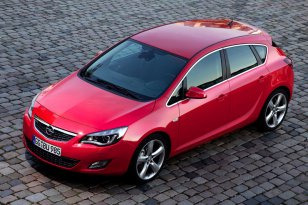 Opel Astra 2009 - 2012