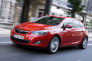 Opel Astra 2009 - 2012