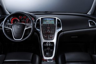 Opel Astra 2009 - 2012