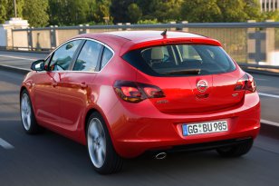 Opel Astra 2009 - 2012