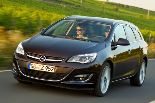 Opel Astra 2012