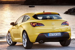 Opel Astra 2012