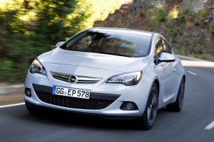 Opel Astra 2012