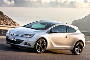 Opel Astra 2012