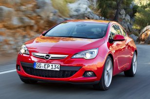 Opel Astra 2012