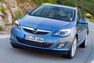 Opel Astra 2010 - 2012