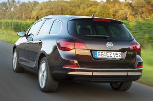 Opel Astra 2012