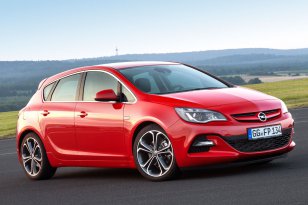 Opel Astra 2012
