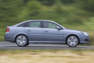 Opel Vectra 2005 - 2009