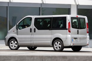 Opel Vivaro 2011 - 2014