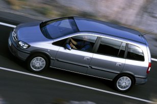 Opel Zafira 2003 - 2005