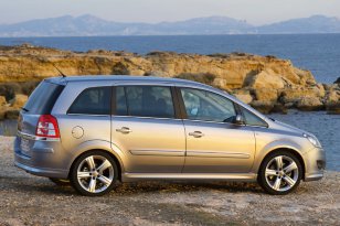 Opel Zafira 2008 - 2011