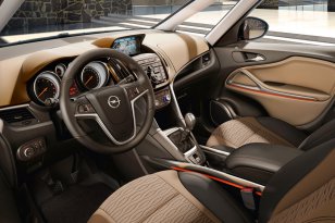 Opel Zafira 2011