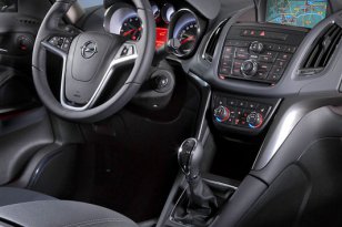 Opel Zafira 2011