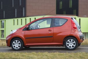 Peugeot 107 2008 - 2012
