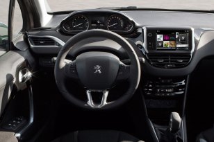 Peugeot 208 2012
