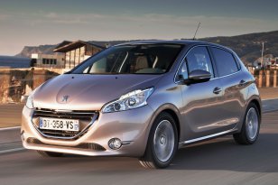 Peugeot 208 2012